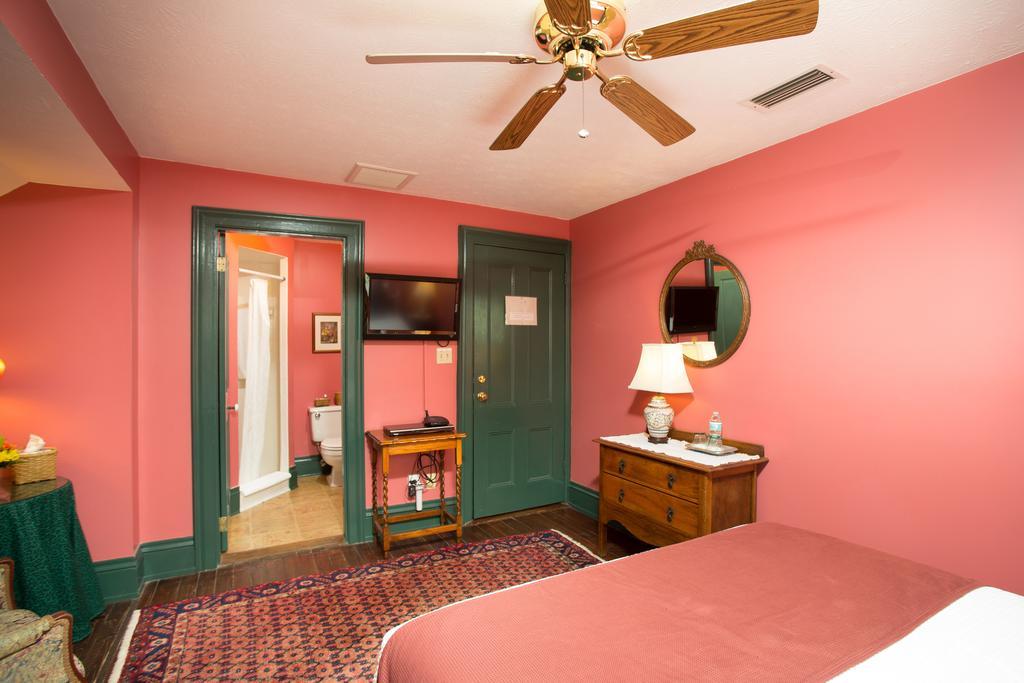 Spencer House Inn Сэйнт-Мэрис Номер фото